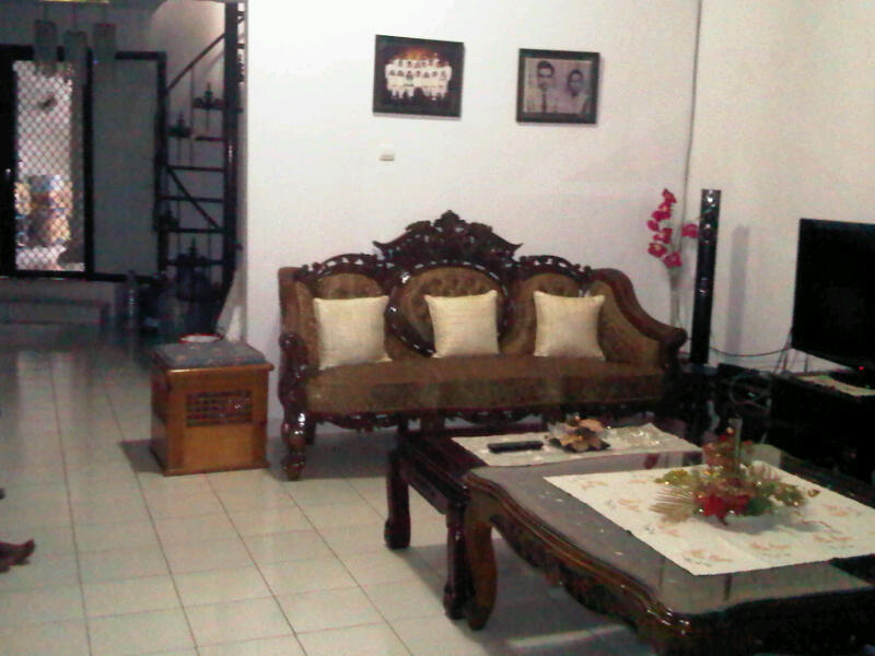 Dijual Rumah Strategis Bintaro Sektor 5