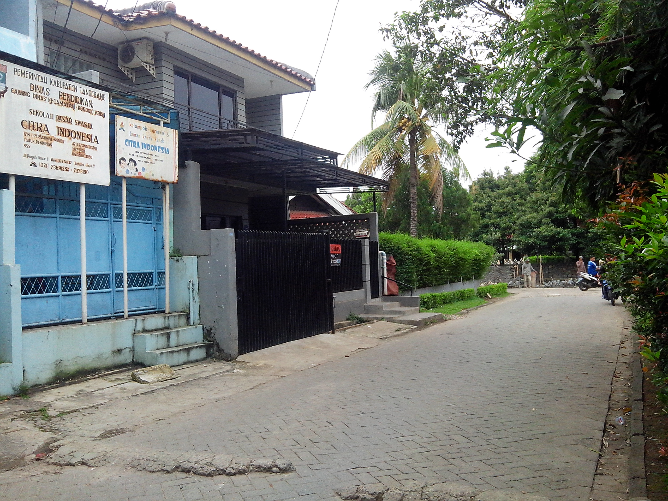 Dijual Rumah Strategis Bintaro Sektor 5
