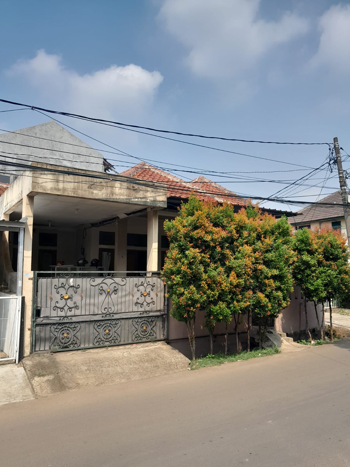 Dijual rumah di komplek Japos, Paninggilan, Ciledug, Tangerang