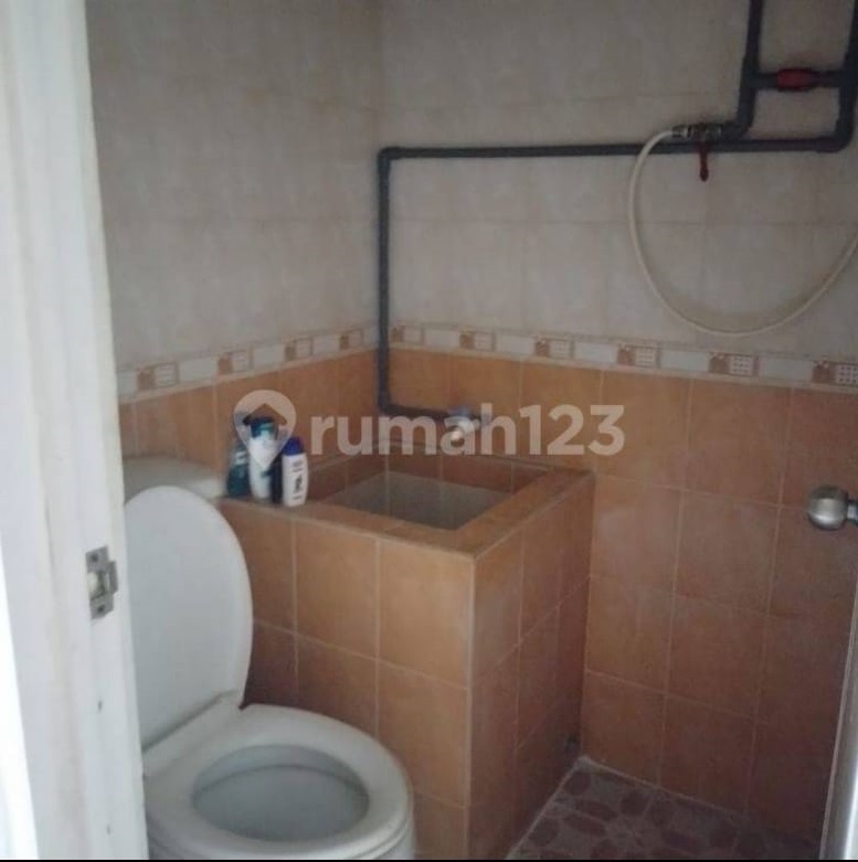 Dijual rumah komplek di Perumahan, Duri Kosambi, Cengkareng