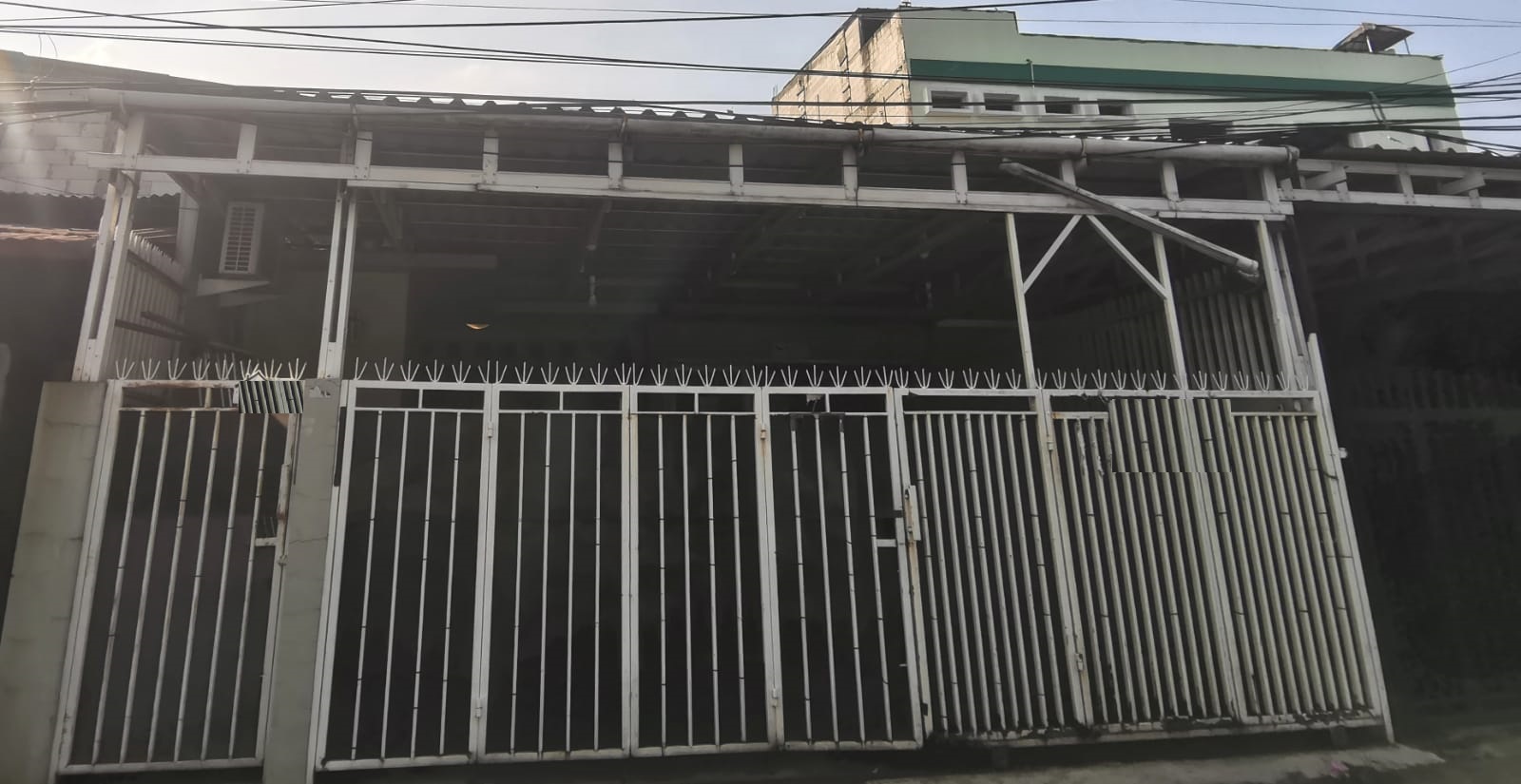 Dijual rumah siap huni di area Ciledug, Kreo, Larangan