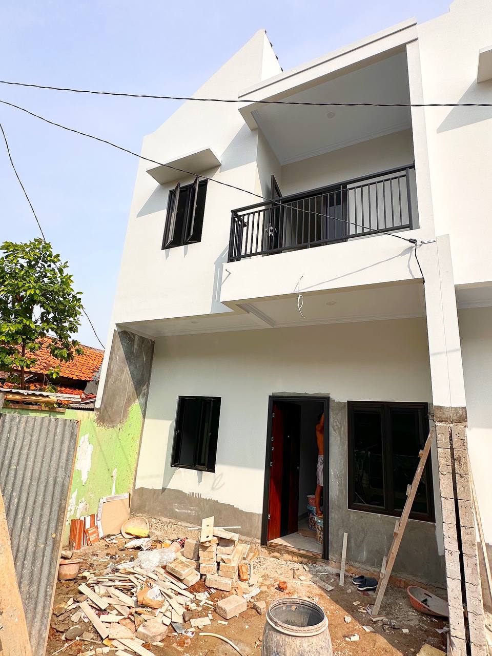 Rumah baru non cluster Kalisari Pasar Rebo Jakarta Timur