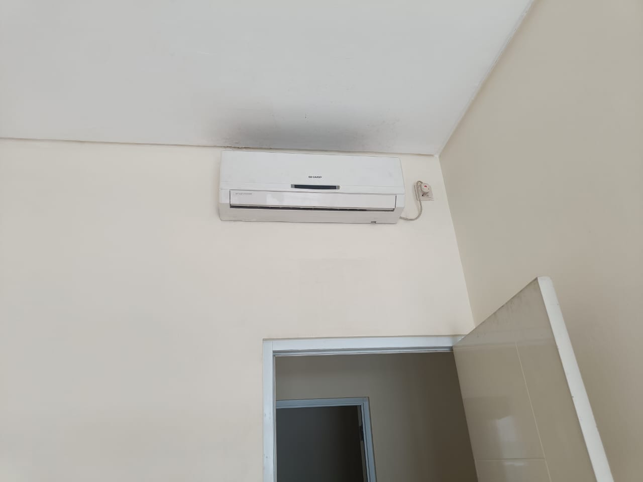Dijual bu rumah Green Lake City, Petir, Cipondoh, Kota Tangerang