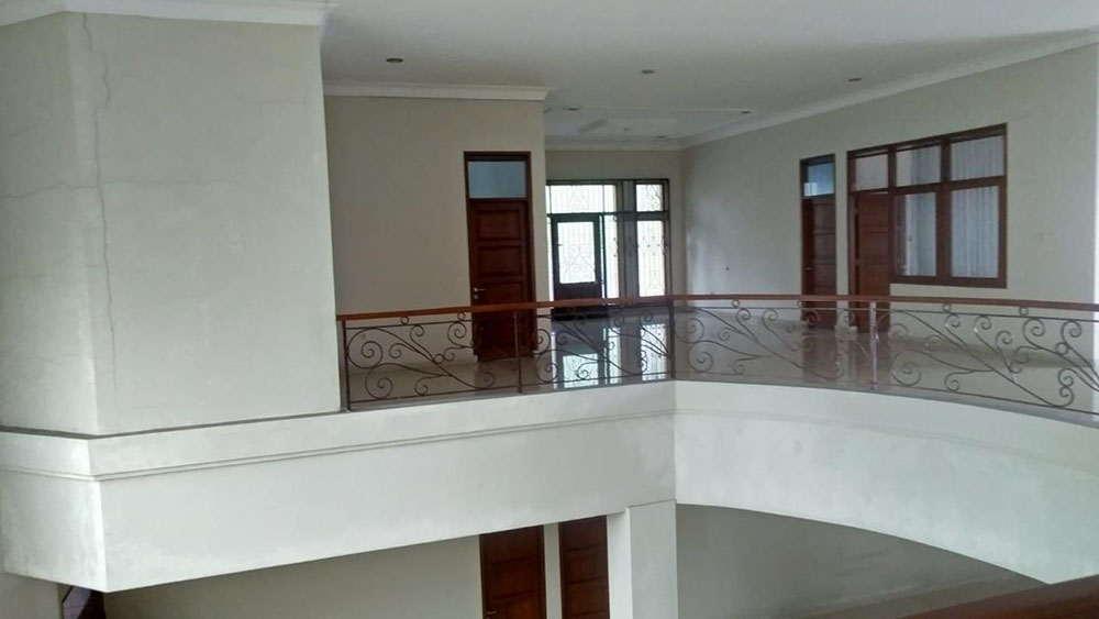 Rumah Mewah Tanah Luas Harga Murah di Sayap Jl. Supratman Bdg