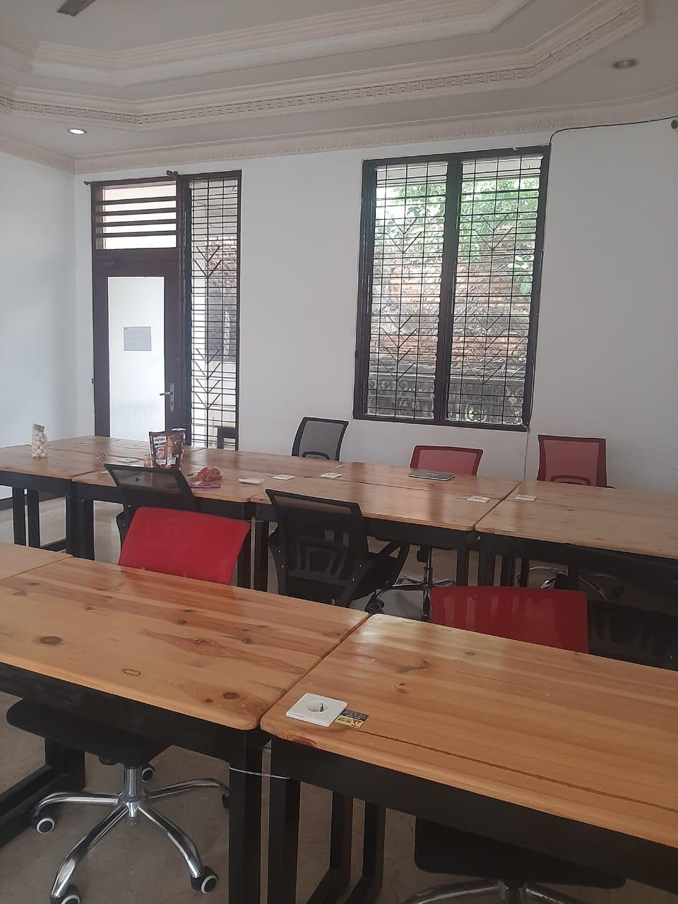 Rumah Lebar 20 Meter Super Strategis Pinggir Jalan Terogong Raya