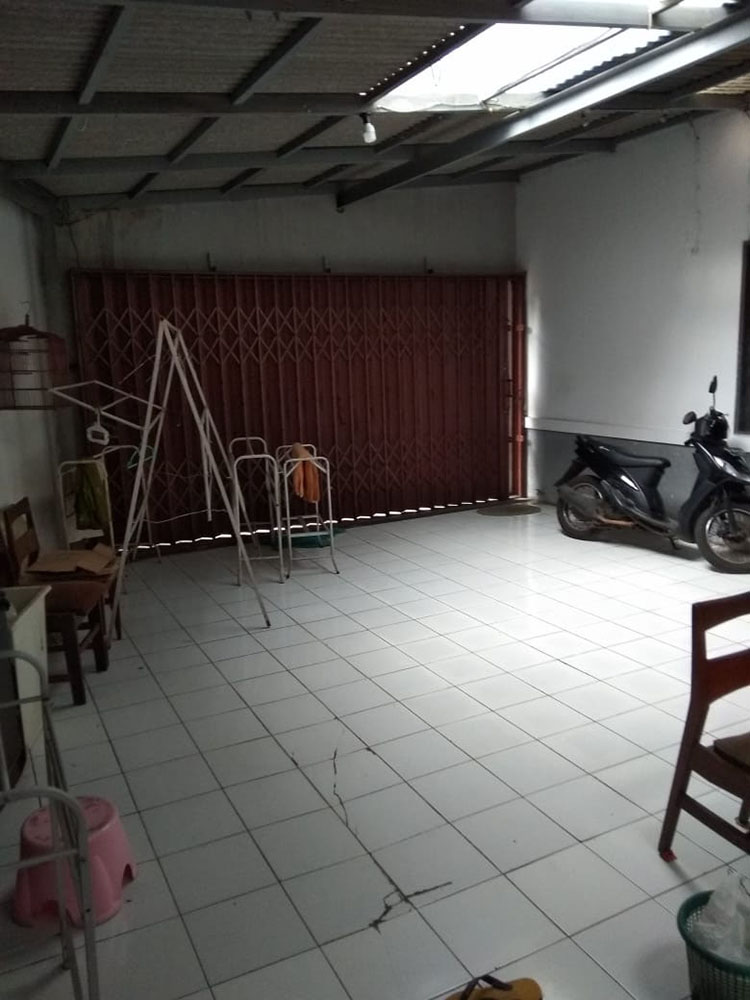 Rumah Minimalis Lingkungan Sejuk dan Asri di Jalan Cigadung Dago
