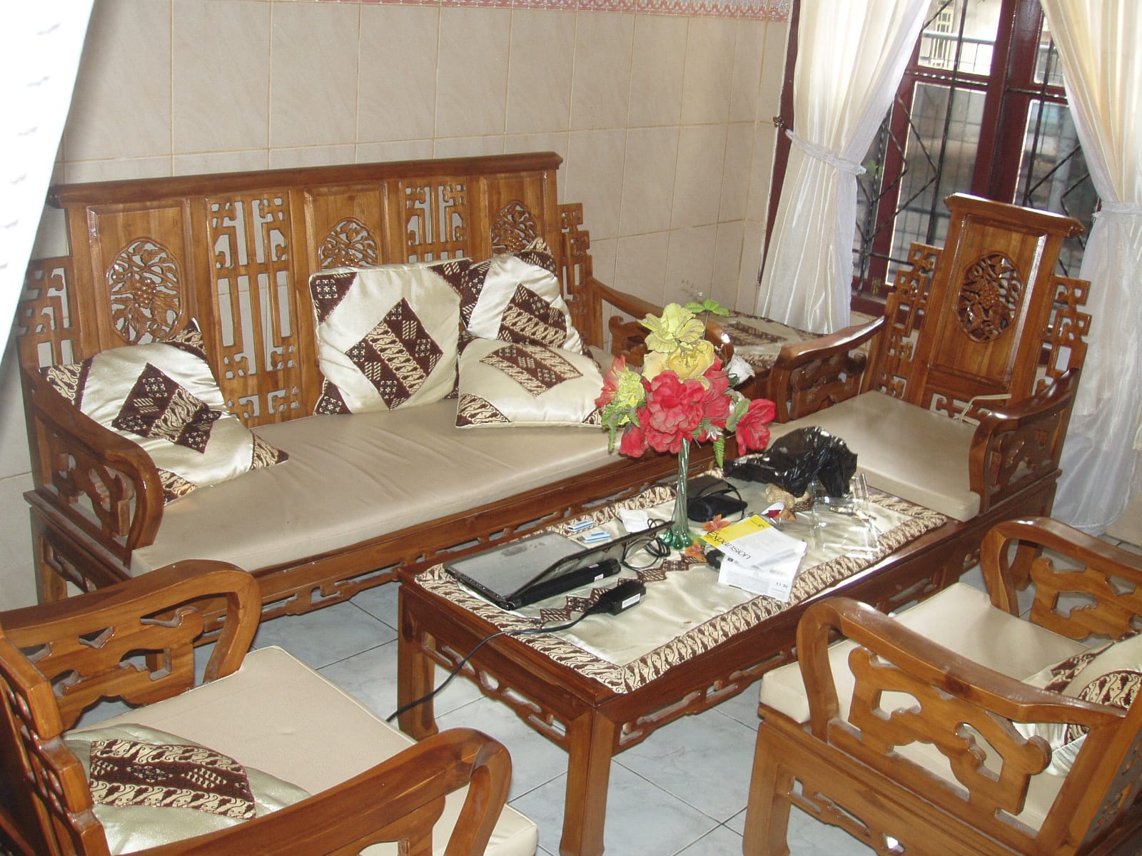 Dijual rumah strategis di Tanjung Barat, Jagakarsa, Jakarta