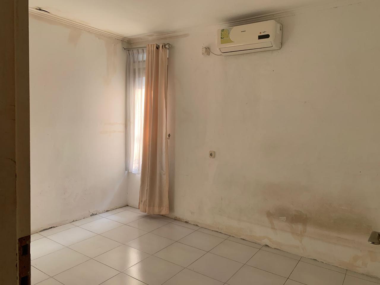 Dijual Cepat Rumah Hook Harga Menarik Di Taman Mangu Indah