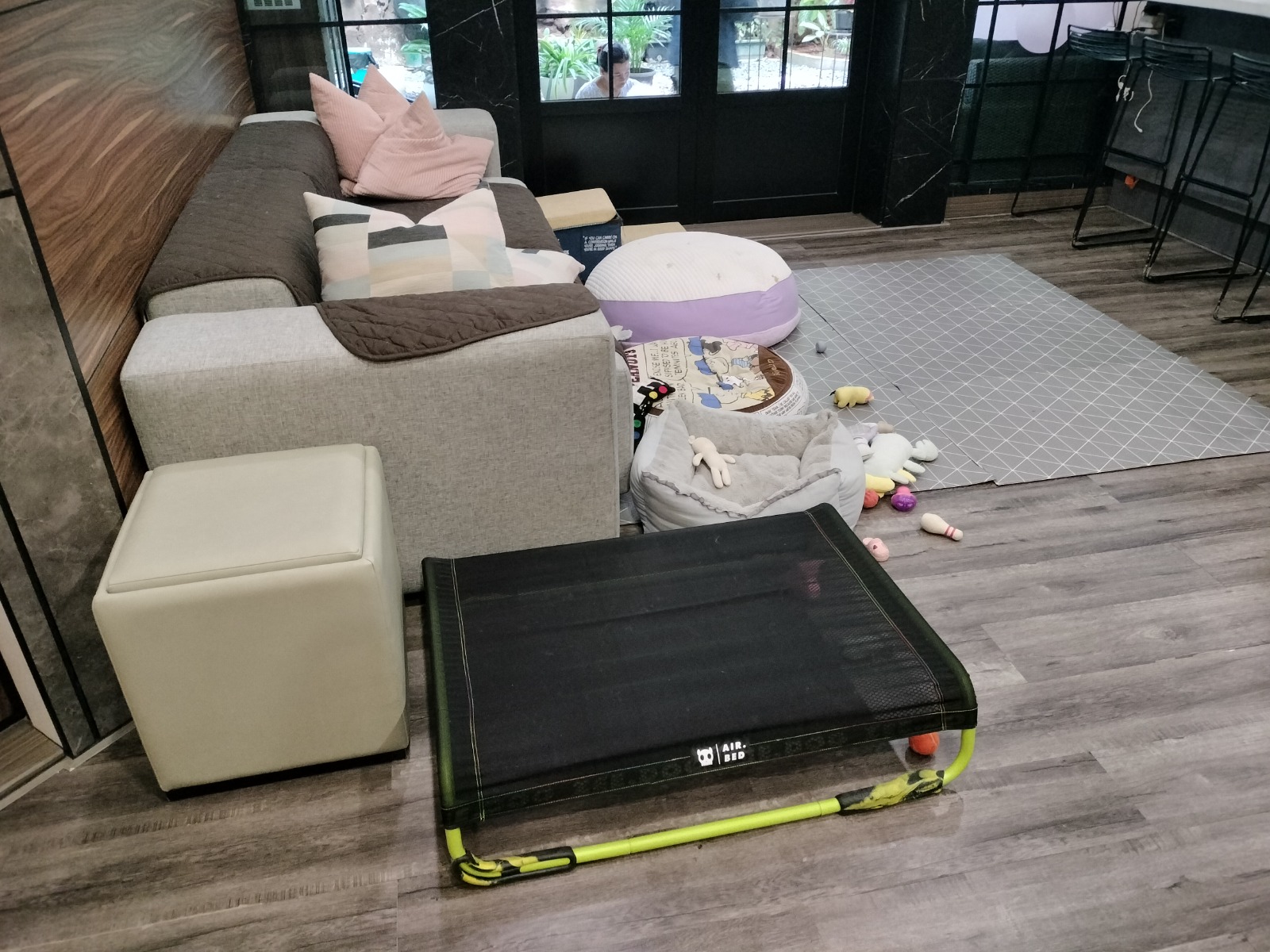 Dijual rumah Intercon Kebun Jeruk, Srengseng, Kembangan