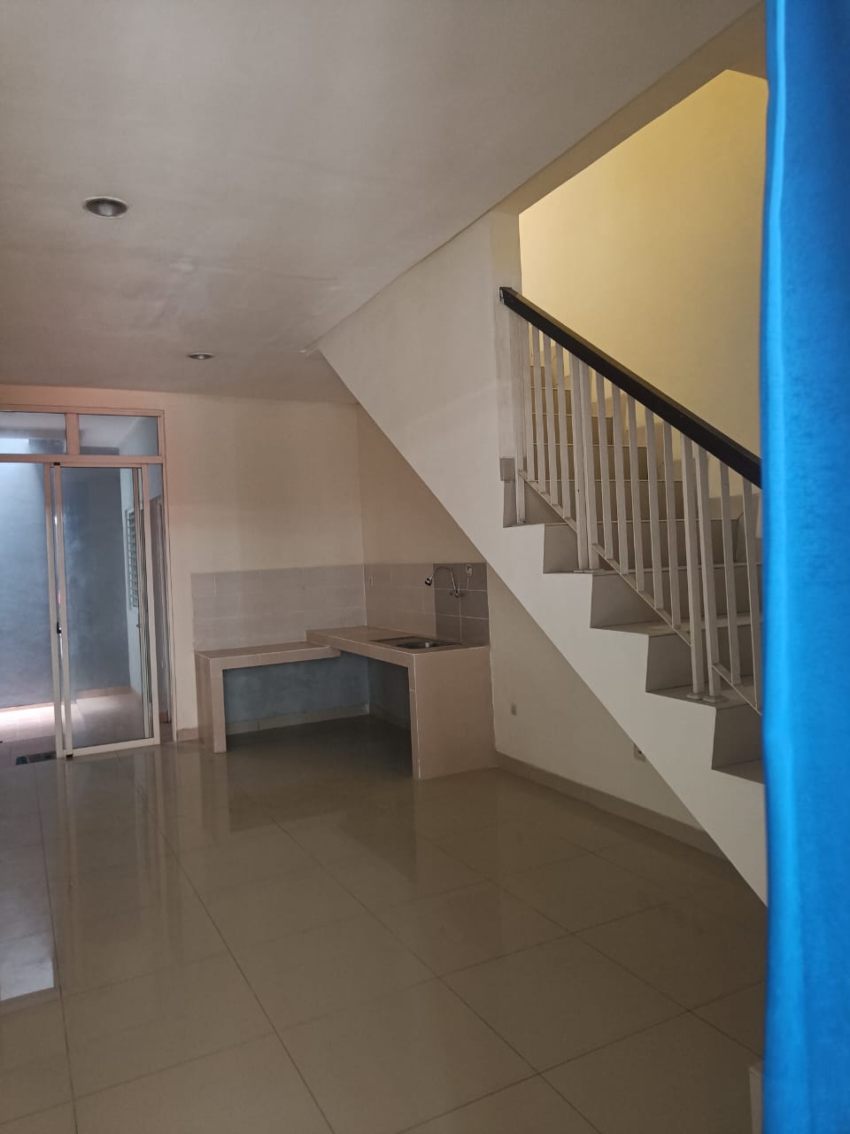 Dijual bu rumah Green Lake City, Petir, Cipondoh, Kota Tangerang