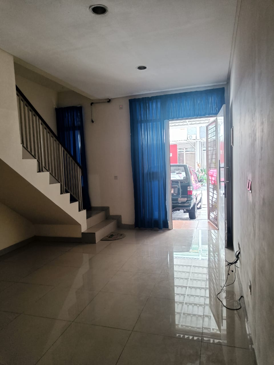 Dijual bu rumah Green Lake City, Petir, Cipondoh, Kota Tangerang