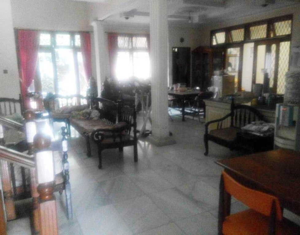 RUMAH DI KRAMAT JATI JAKARTA TIMUR