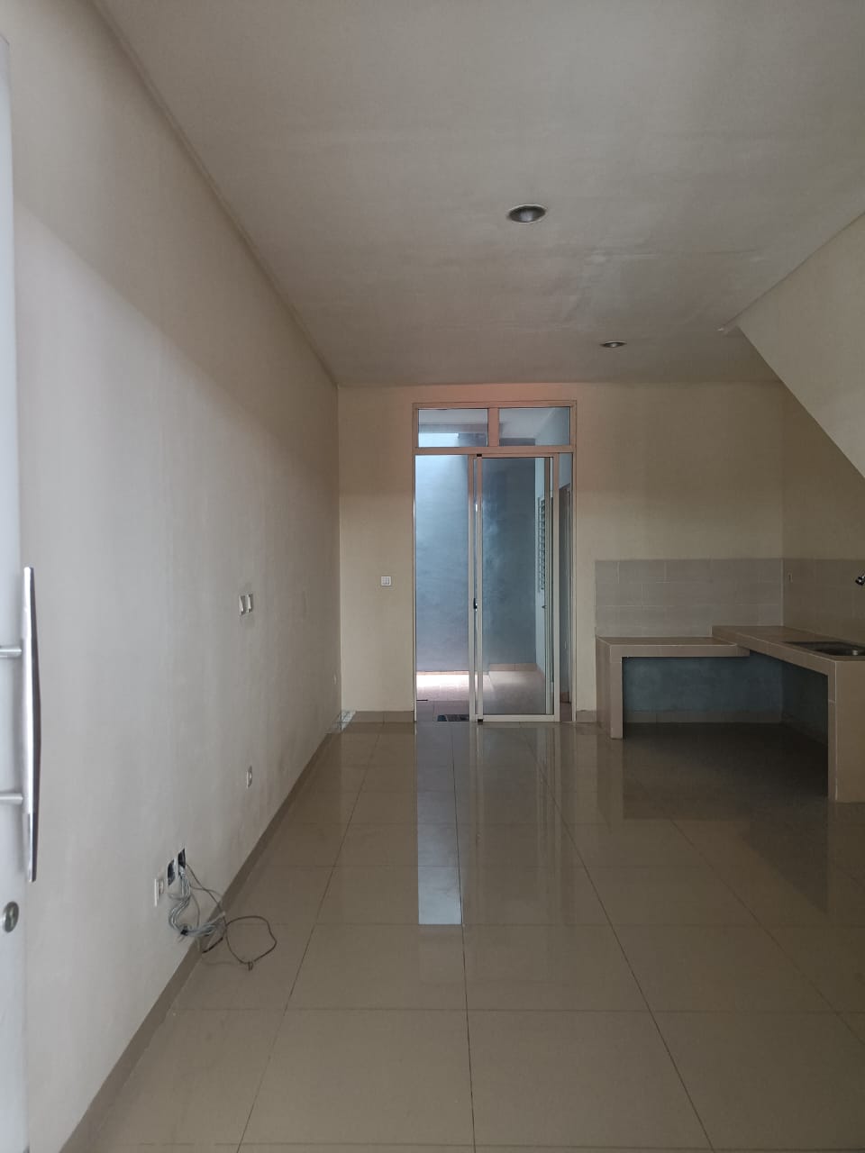 Dijual bu rumah Green Lake City, Petir, Cipondoh, Kota Tangerang