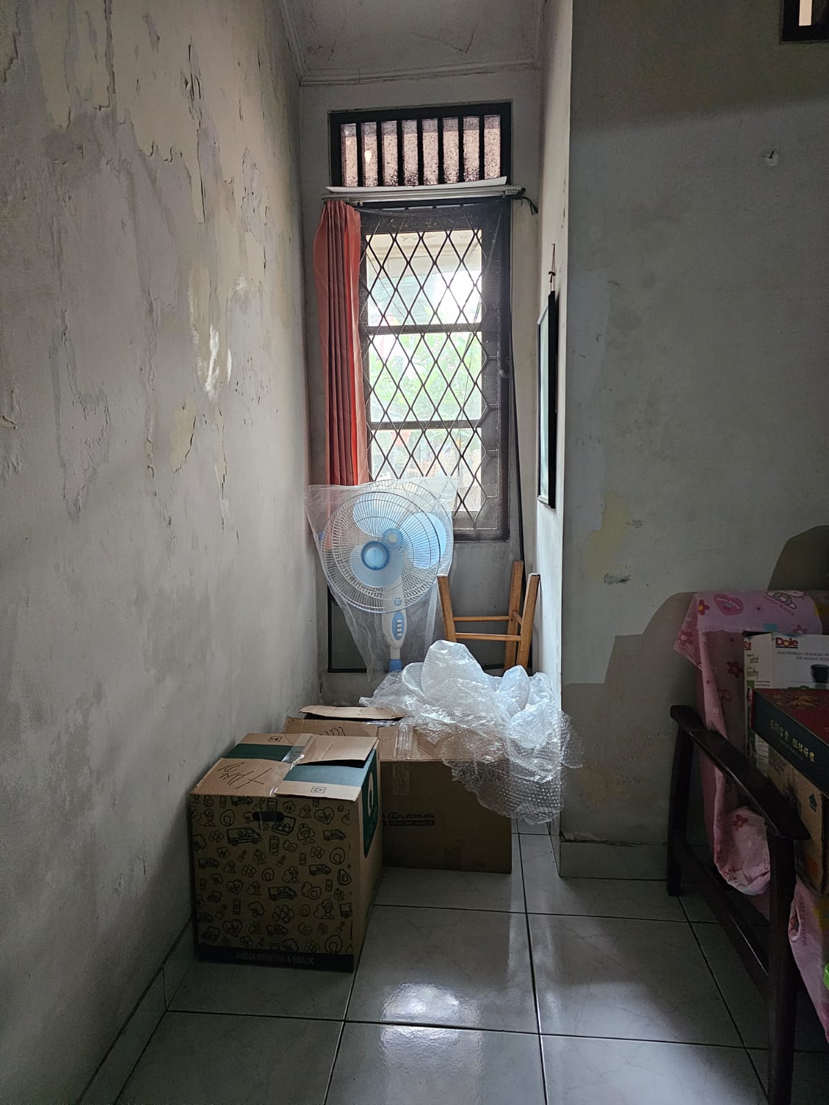 Dijual rumah di Taman Semanan Indah, Semanan, Kalideres, Jakarta