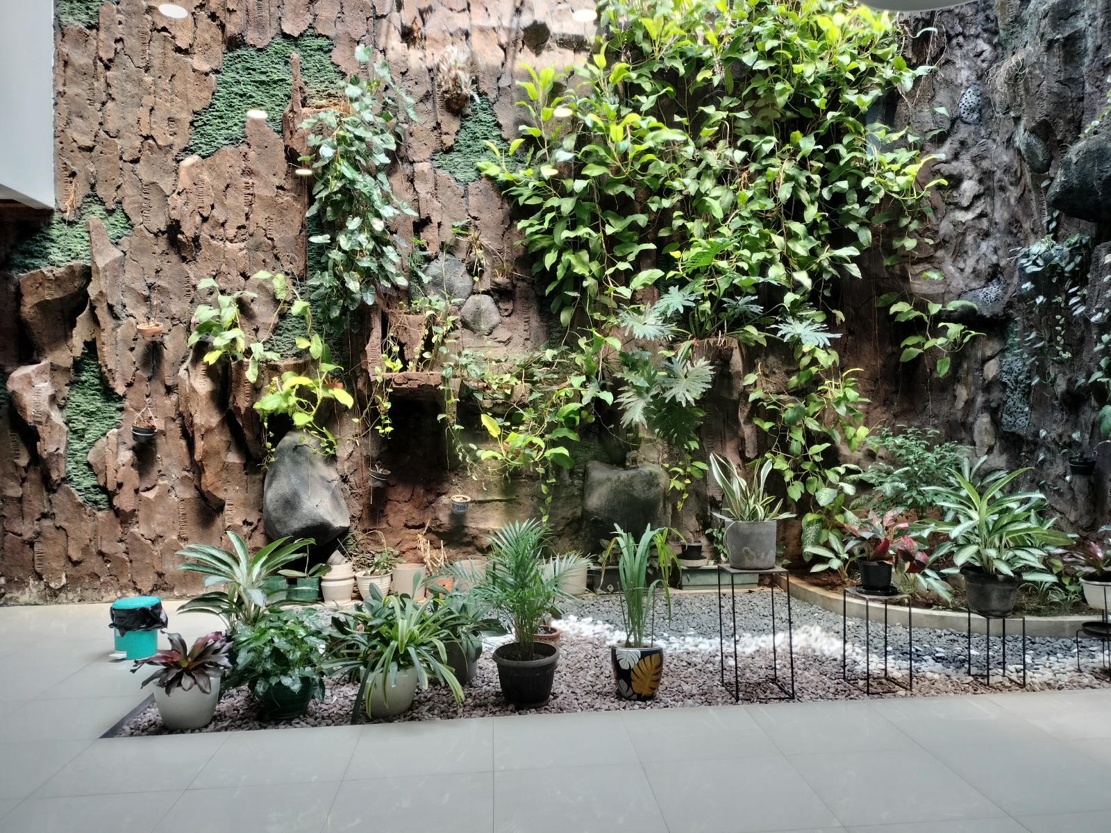 Dijual rumah Intercon Kebun Jeruk, Srengseng, Kembangan
