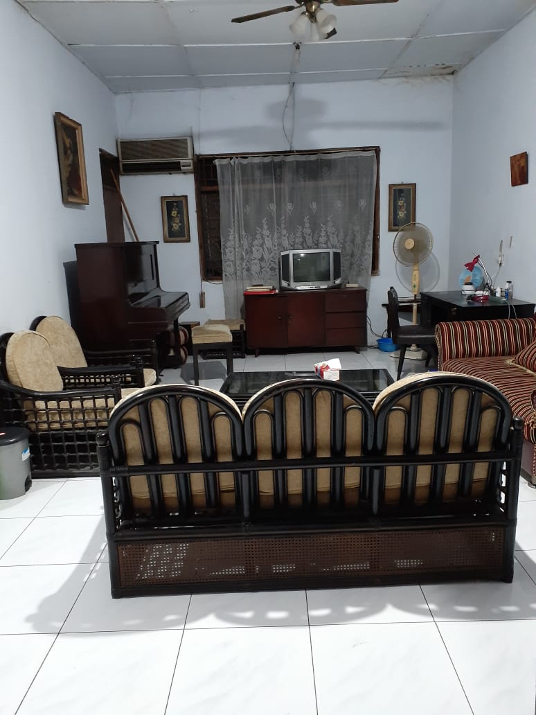 Dijual rumah strategis di Tanjung Barat, Jagakarsa, Jakarta