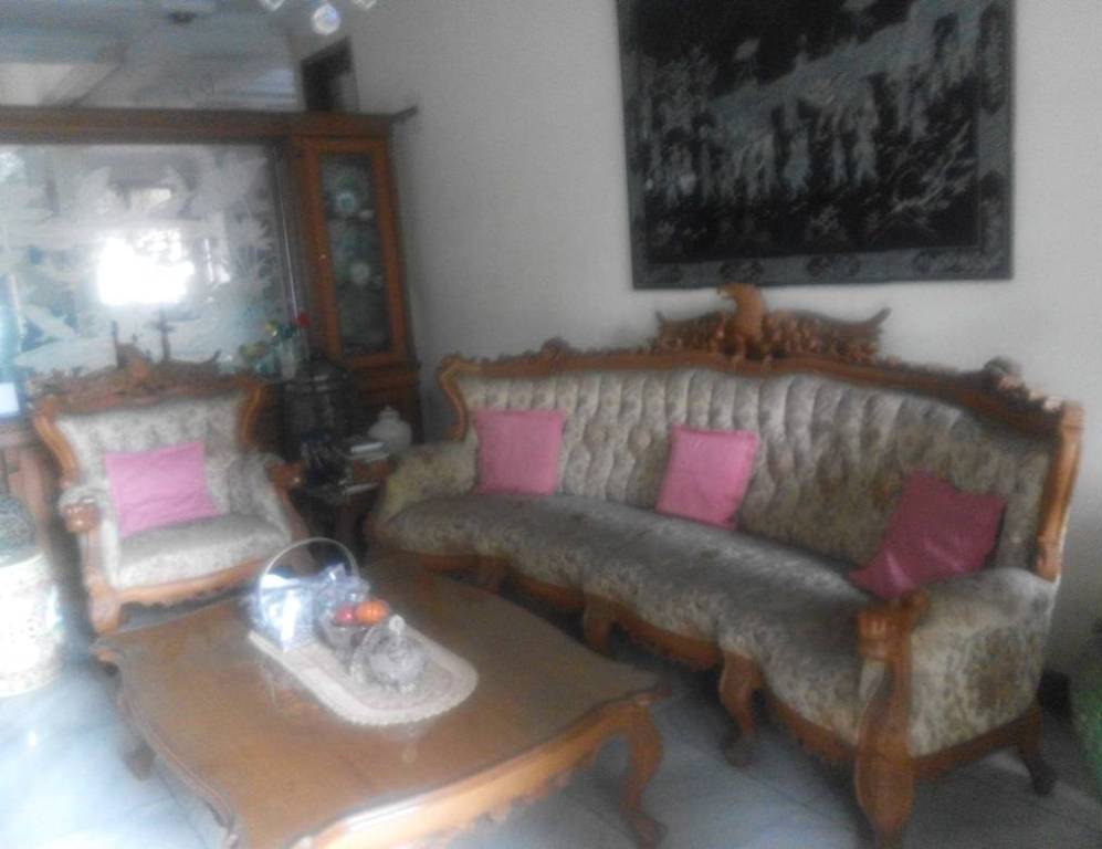 RUMAH DI KRAMAT JATI JAKARTA TIMUR