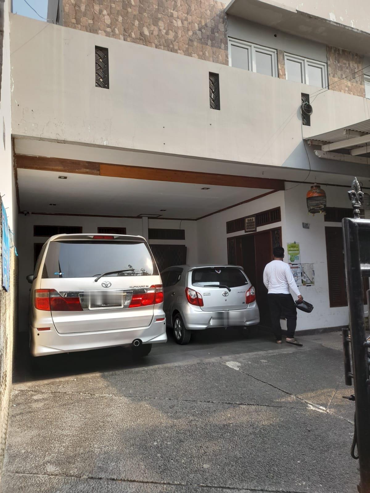 Dijual rumah komplek hook di area Pos Pengumben