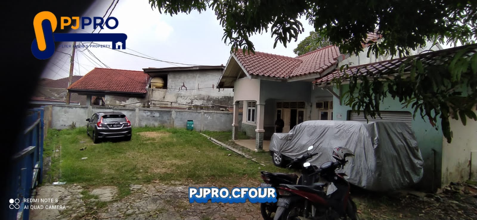 Dijual Rumah Tua Perlu Renovasi Total Hitung Tanah di Kampung Ma