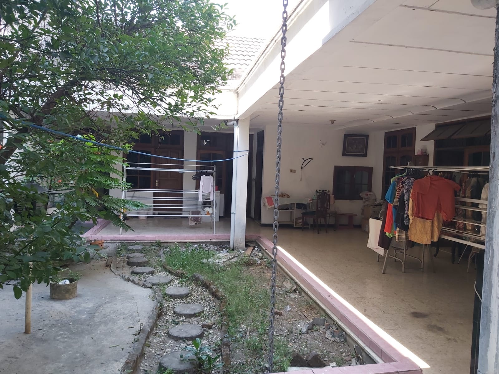 Rumah JL MANYAR KARTIKA VI Surabaya