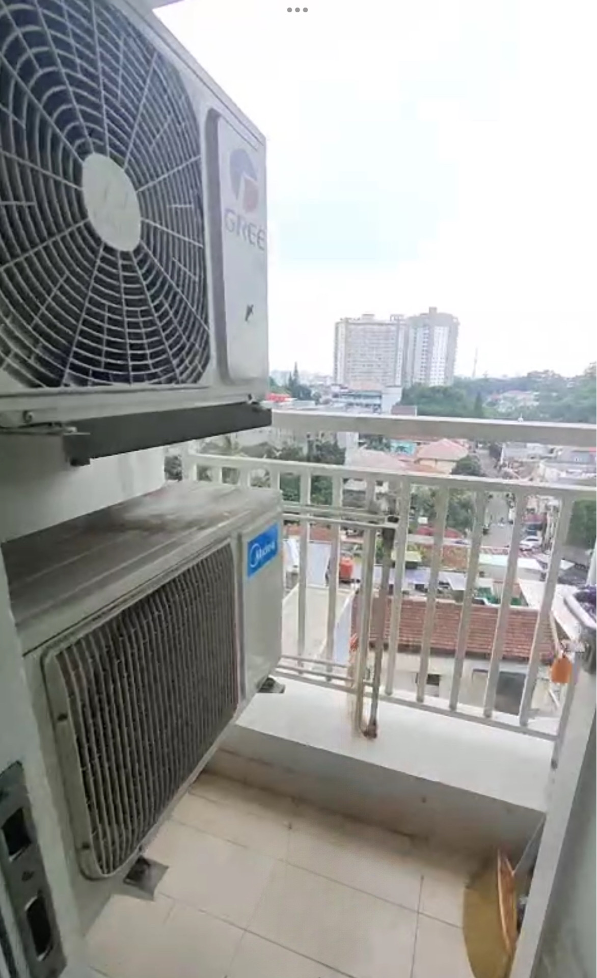 Disewakan Apartment Parahyangan Residence Tower Pangrango lantai