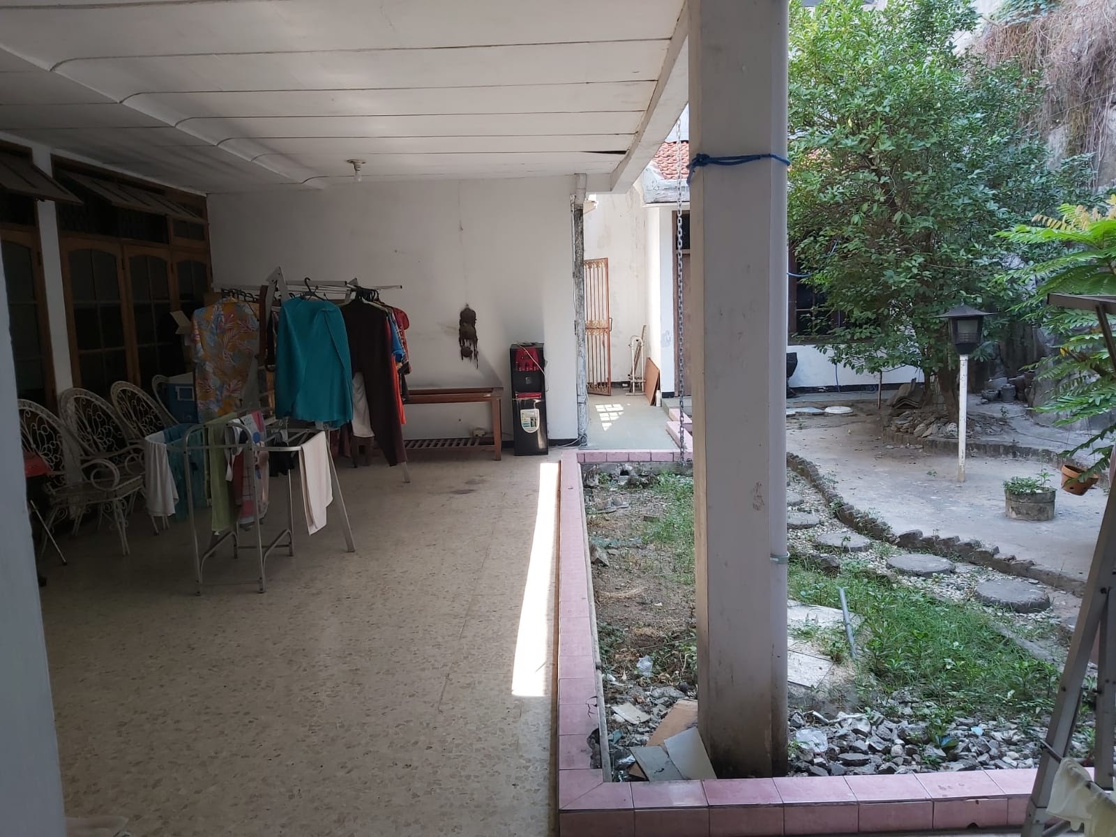 Rumah JL MANYAR KARTIKA VI Surabaya
