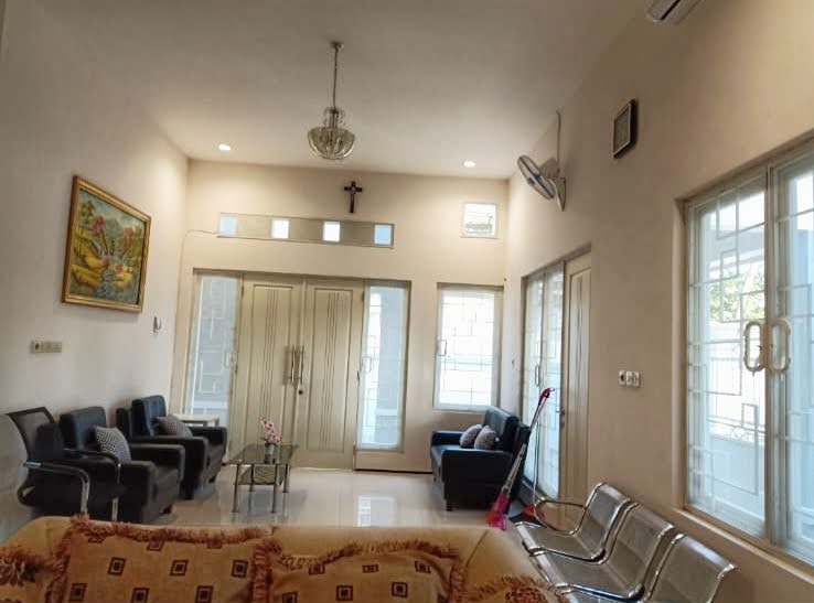 Jual Rumah GRAHA KEBRAON REGENCY Balas Klumprik Surabaya Barat