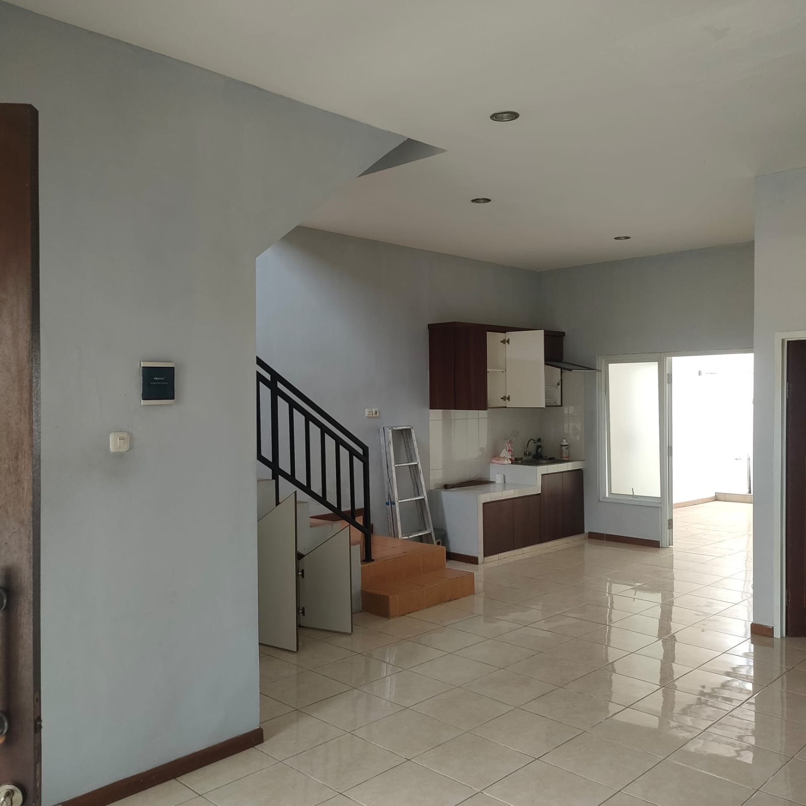 Dijual rumah cluster 3 unit di Ciputat Timur, Cempaka Putih