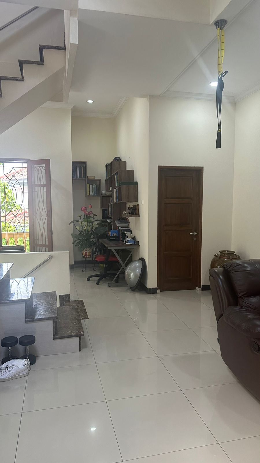 Dijual rumah hook di Cipinang Indah, Pondok Bambu, Duren Sawit
