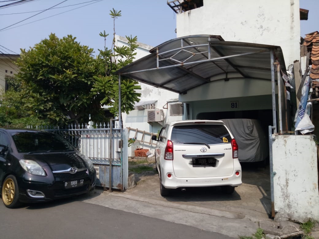 Dijual rumah hook di Duri Kepa, Kebon Jeruk, Jakarta Barat