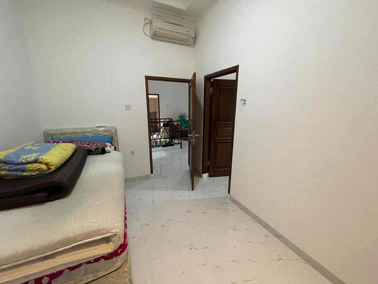 Dijual rumah baru spesial di Matraman, Palmeriam, Jakarta Timur