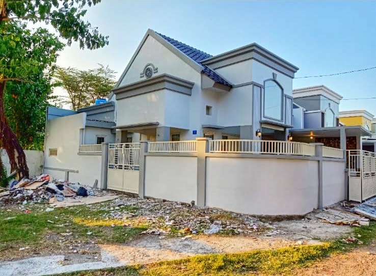 Jual Rumah GRAHA KEBRAON REGENCY Balas Klumprik Surabaya Barat