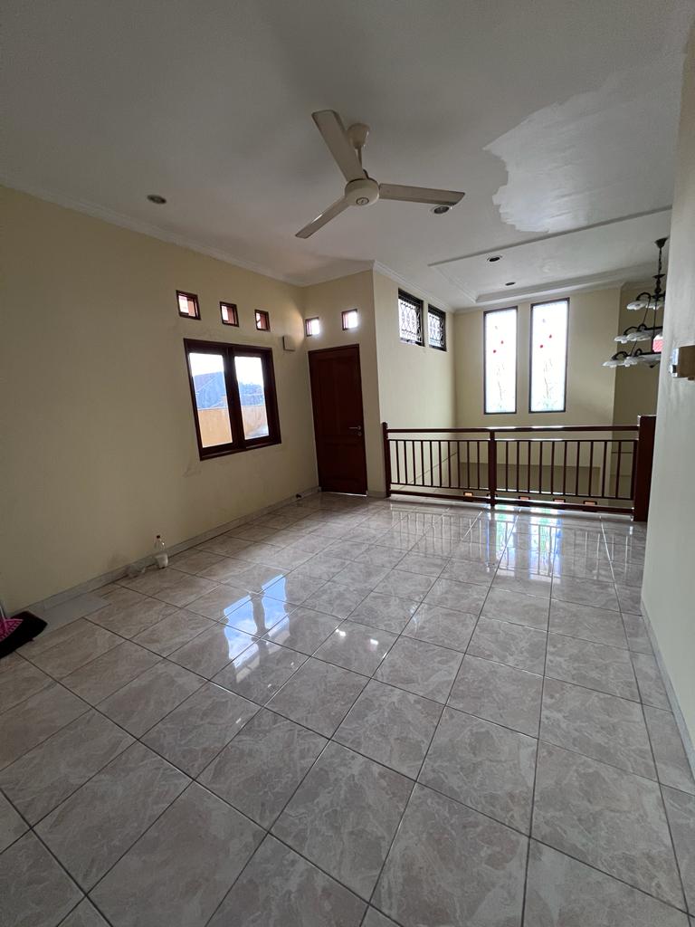 Jual Cepat Rumah Besar di Cipinang, Pulo Gadung, Jakarta Timur