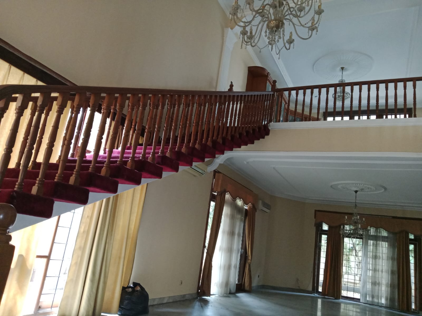 Dijual rumah klasik cantik Kebun Kacang, Tanah Abang, Jakarta