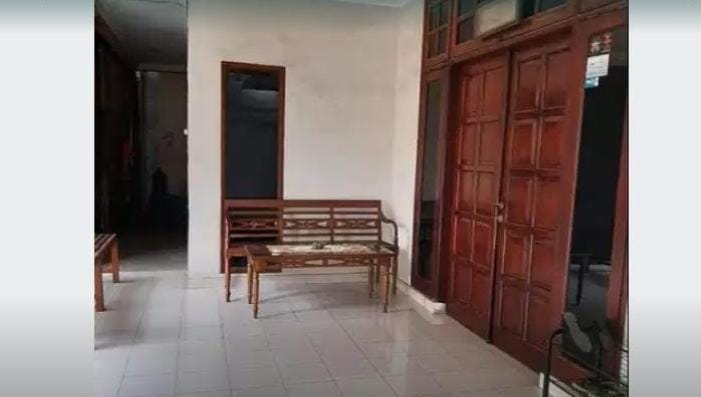 Dijual rumah strategis dekat LRT di Cikunir, Jakasampurna Bekasi