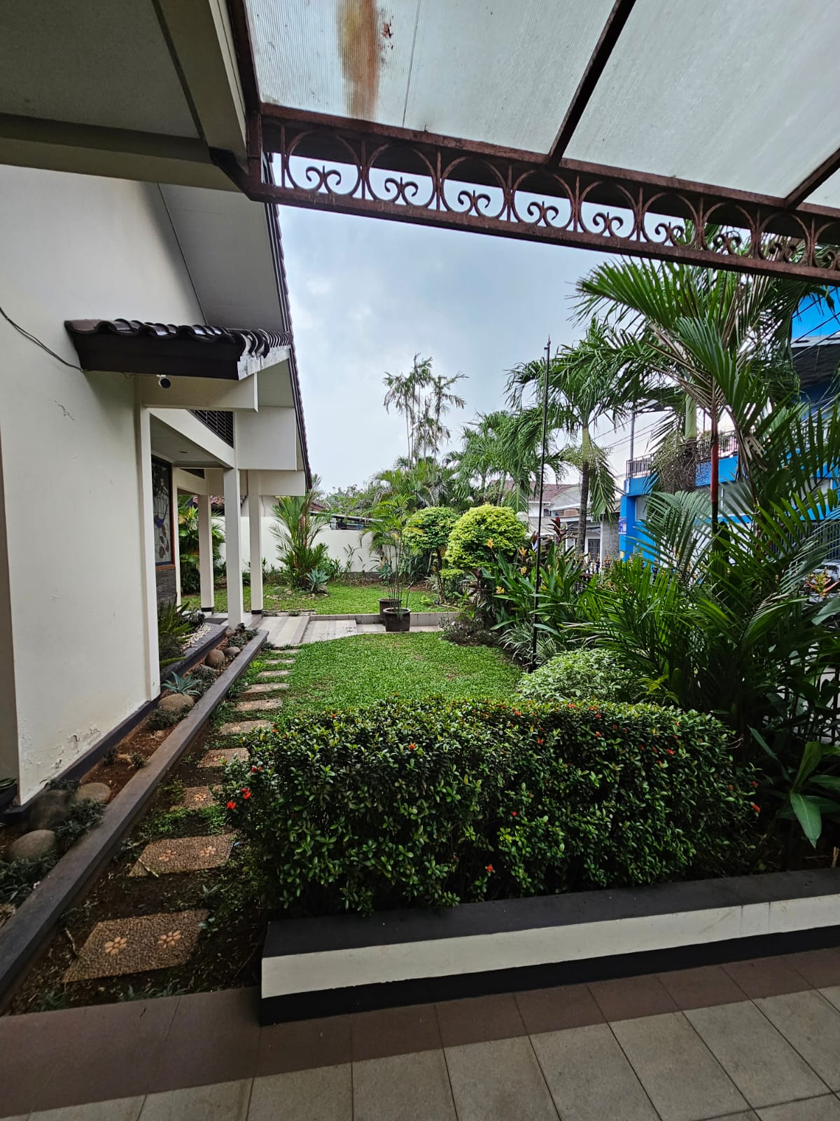Dijual rumah cantik di Rempoa, Ciputat Timur, Tangerang Selatan