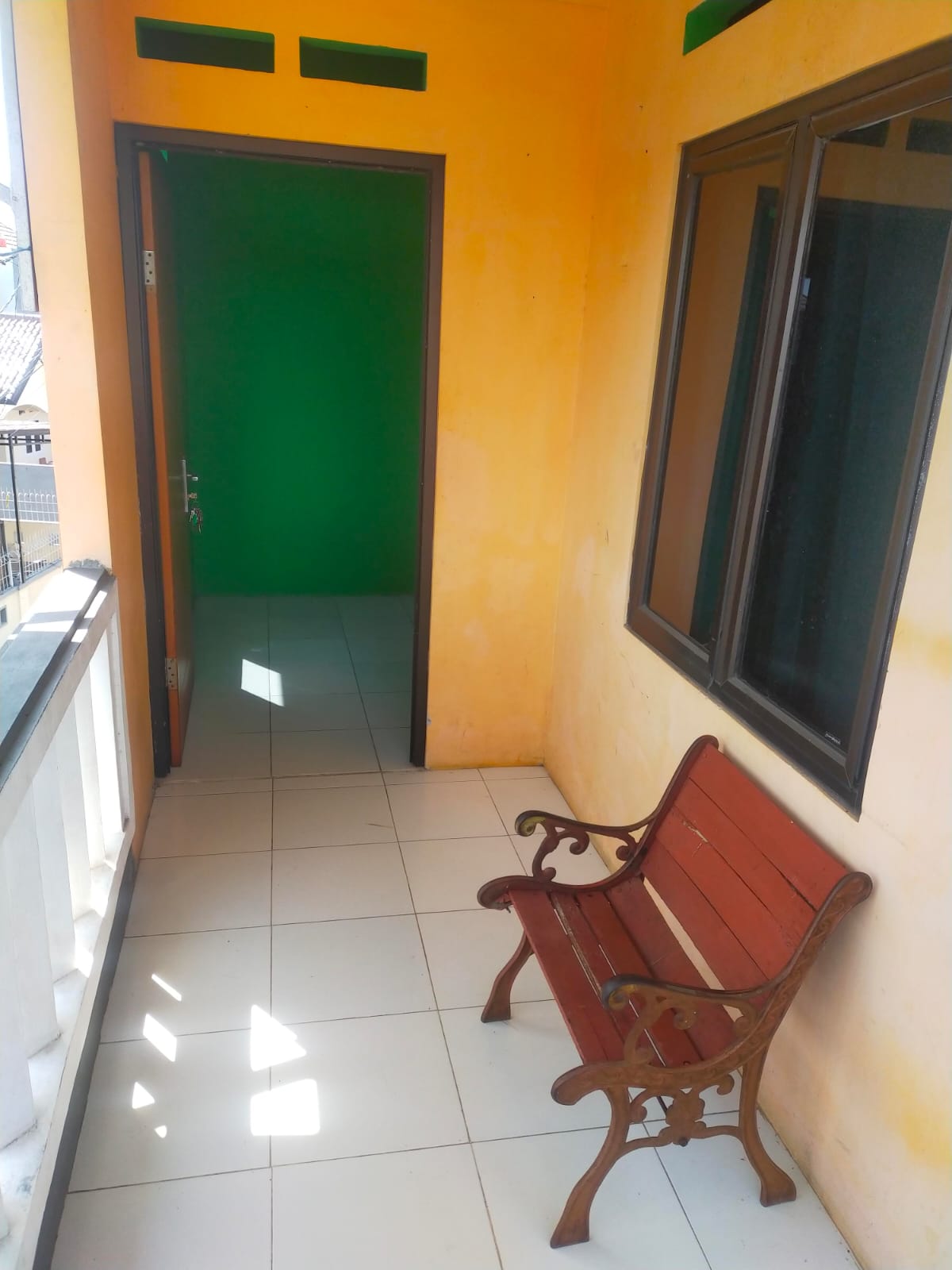 Dijual rumah kostan di Cilangkap, Cipayung, Jakarta Timur