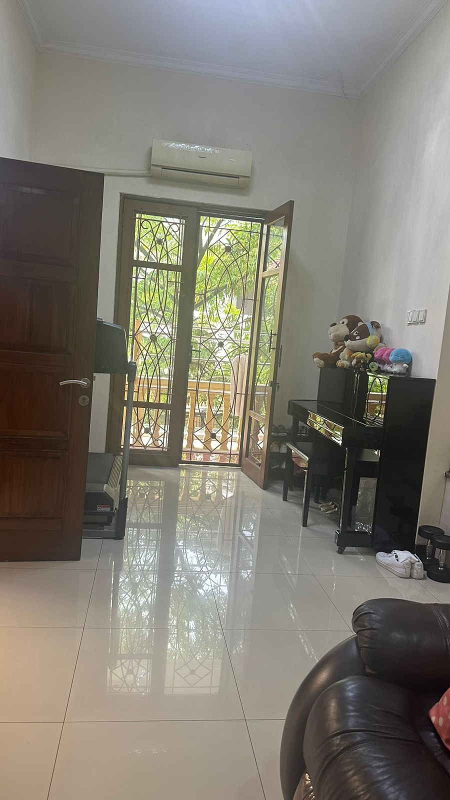 Dijual rumah hook di Cipinang Indah, Pondok Bambu, Duren Sawit