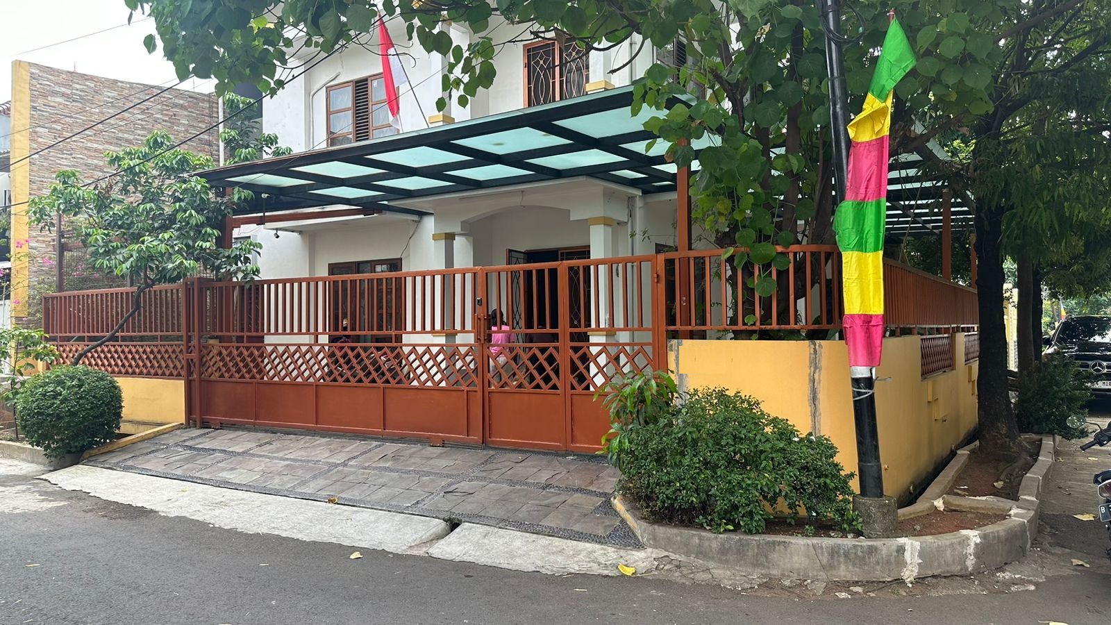 Dijual rumah hook di Cipinang Indah, Pondok Bambu, Duren Sawit