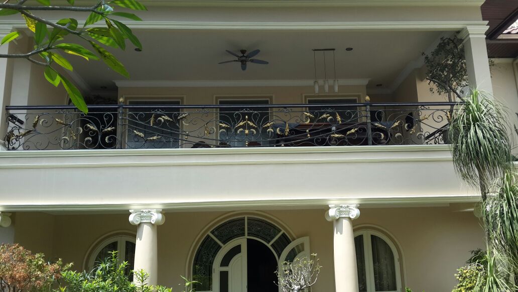 Dijual rumah klasik di Kemang, Bangka, Mampang Prapatan, Jakarta