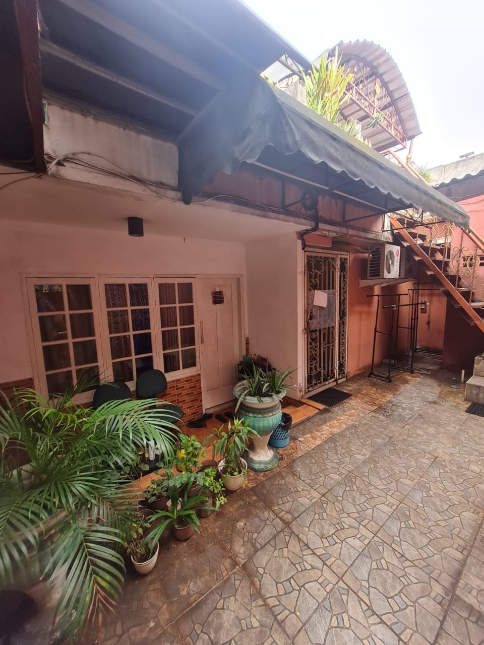 Dijual rumah kost dan kios aktif di Jati Padang, Pasar Minggu