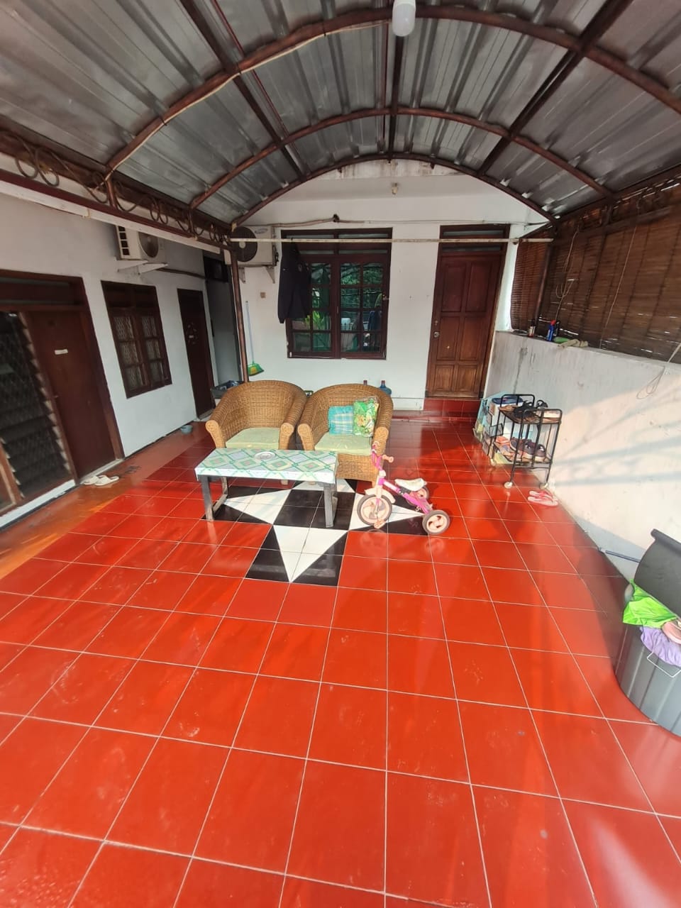 Dijual rumah kost dan kios aktif di Jati Padang, Pasar Minggu