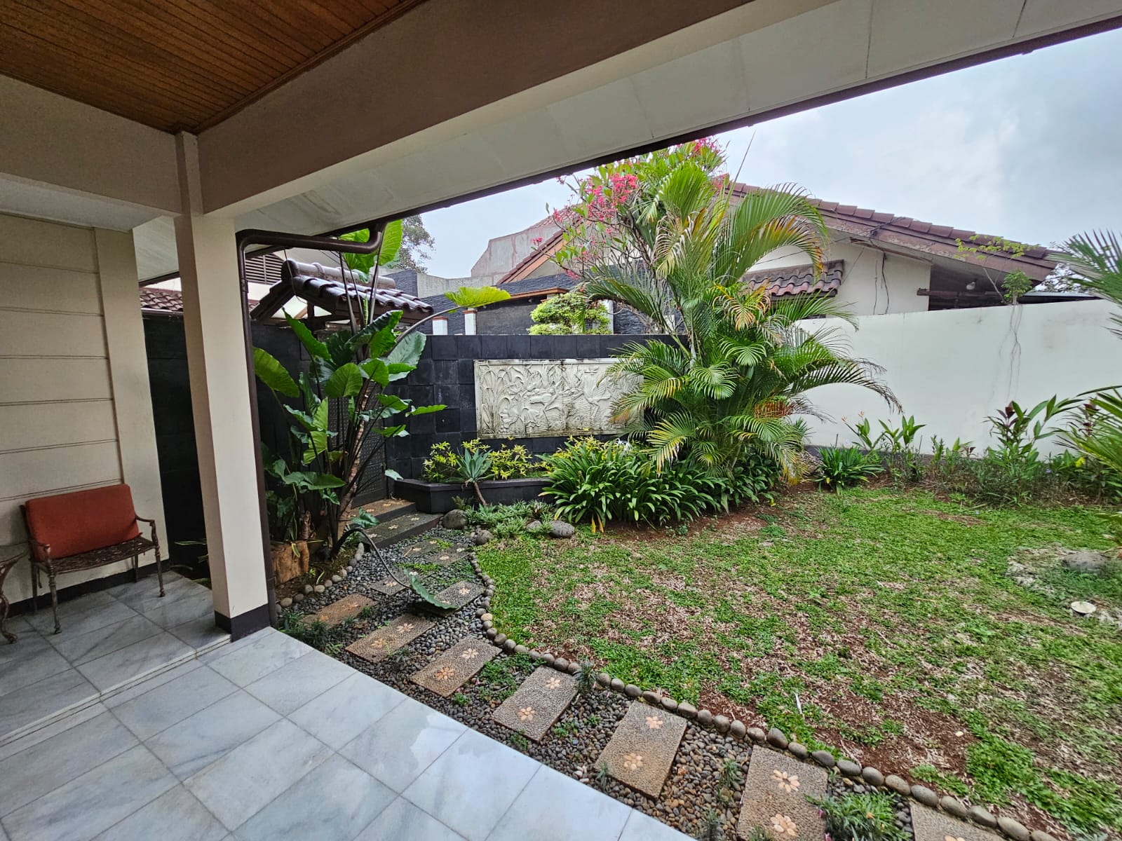 Dijual rumah cantik di Rempoa, Ciputat Timur, Tangerang Selatan