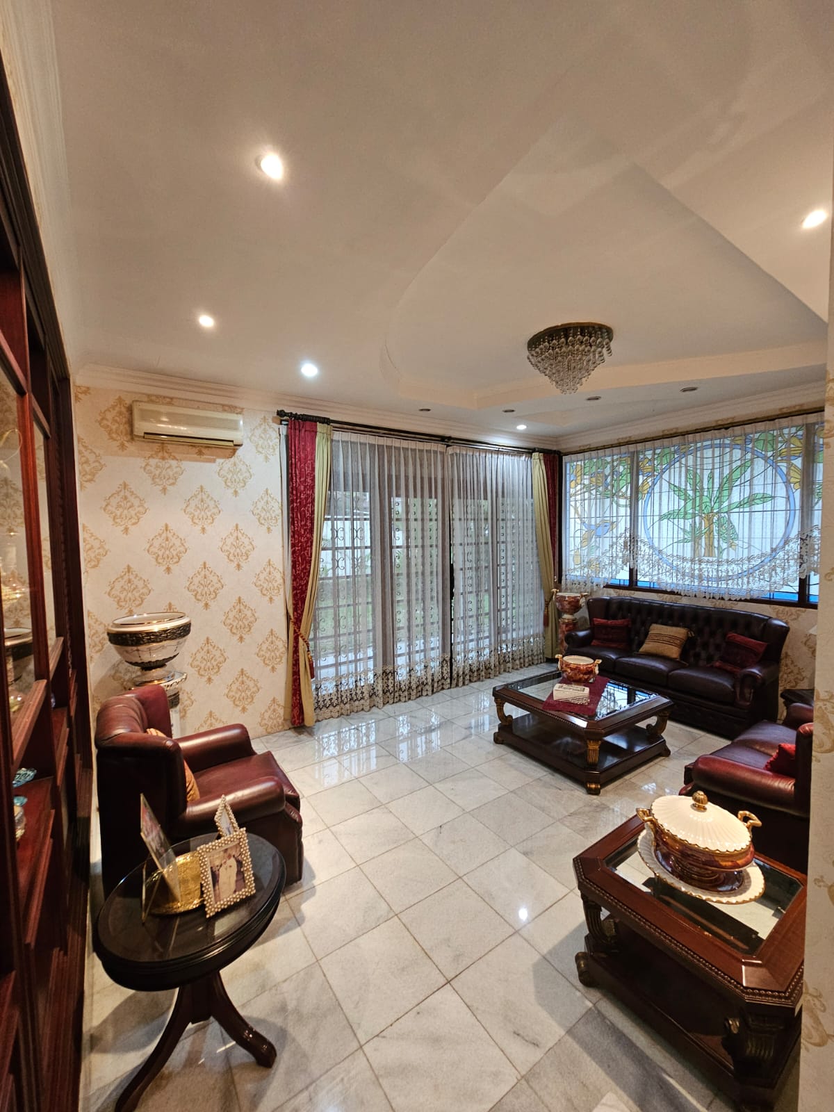 Dijual rumah cantik di Rempoa, Ciputat Timur, Tangerang Selatan
