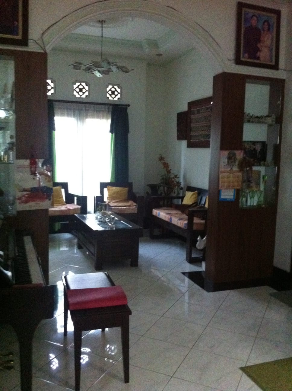 Dijual rumah komplek spesial 3 muka di area M Kahfi, Ciganjur