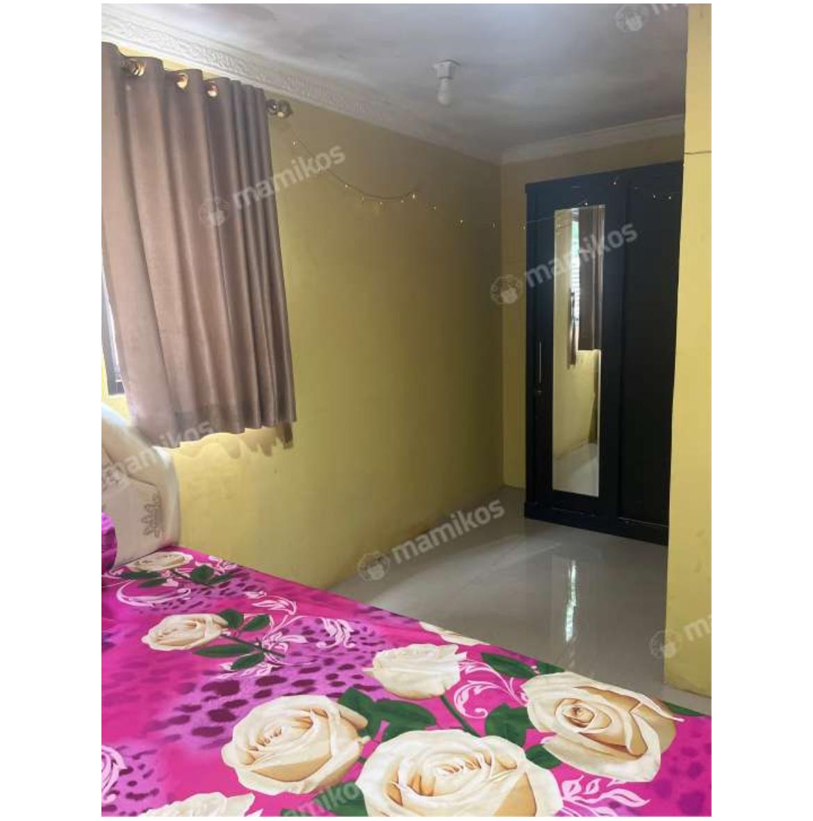 Dijual rumah kost dan kios aktif di Jati Padang, Pasar Minggu