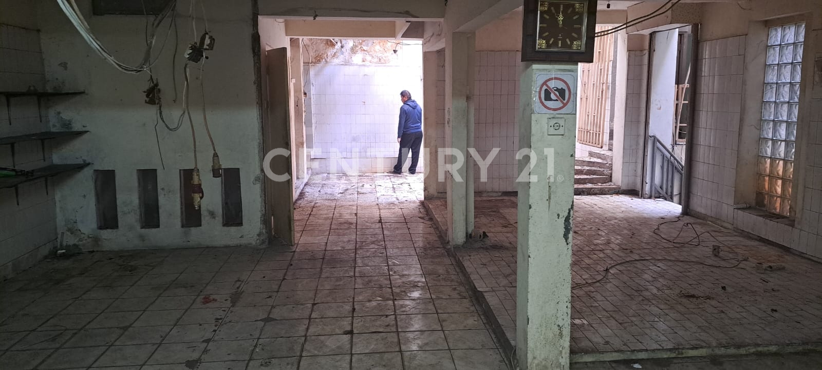 Dijual rumah 2 muka dan ruko siap huni Di Menteng, Jakarta Pusat