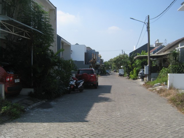 Dijual Cepat Tanah Luas 244m² di CitraLand Bukit Palma Surabaya