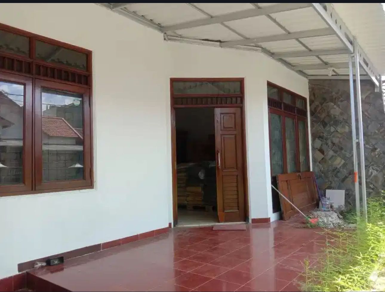 Dijual rumah komplek baru renov di Margonda, Beji, Depok