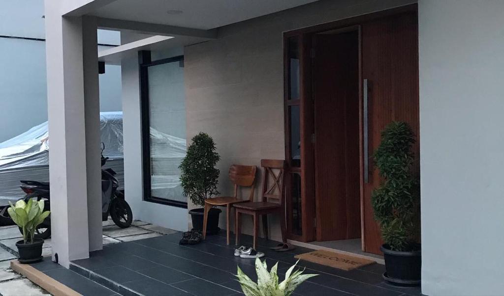 Dijual rumah cantik minimalis di Pondok Labu, Cilandak